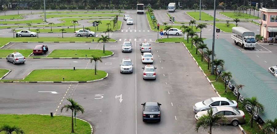 Hướng dẫn học lái xe b2 học thực hành