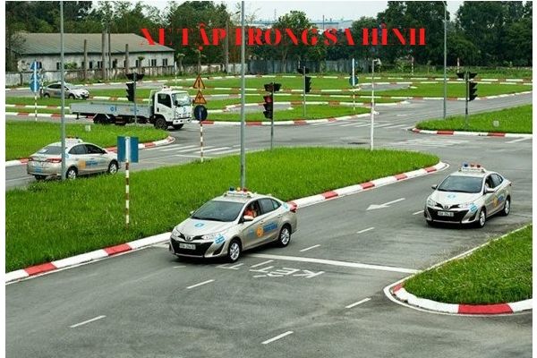 Lệ phí học thi bằng lái xe b1 số tự động tại hà nội