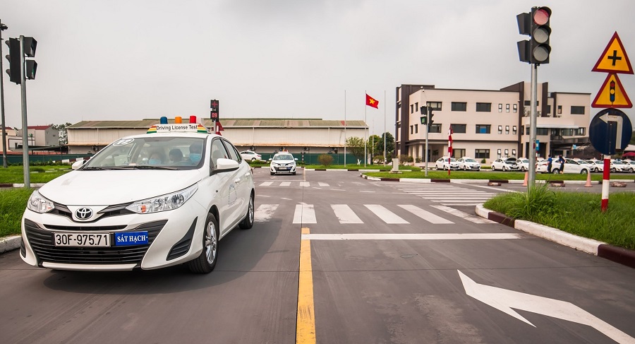 thi bằng lái xe b2 tại trung tâm c500