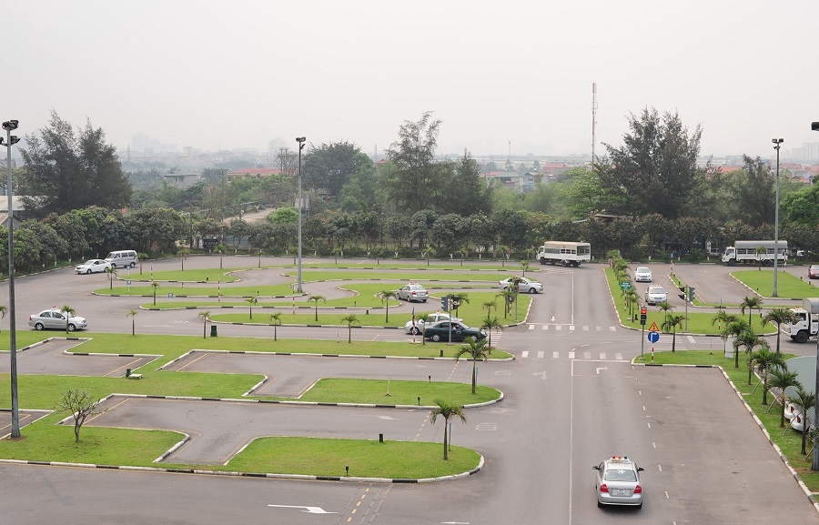 thi bằng lái xe b2 đậu 100%