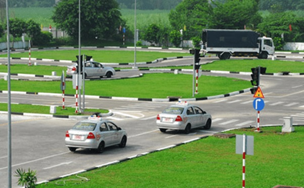 thi bằng lái xe b2 hình 4