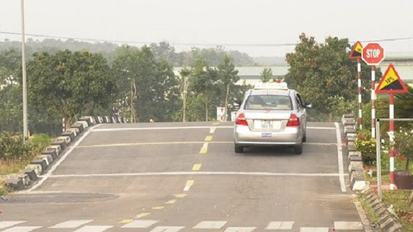 bình tĩnh xử lý khi xe chết máy